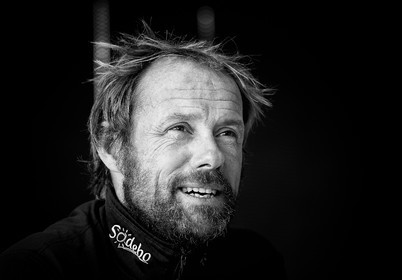 Single-handed sailing round the world record .