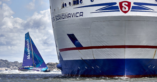 team AkzoNobel  in Volvo Ocean Race 2017-18.