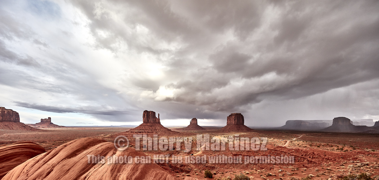 THM-18_055422-MONUMENT VALLEY