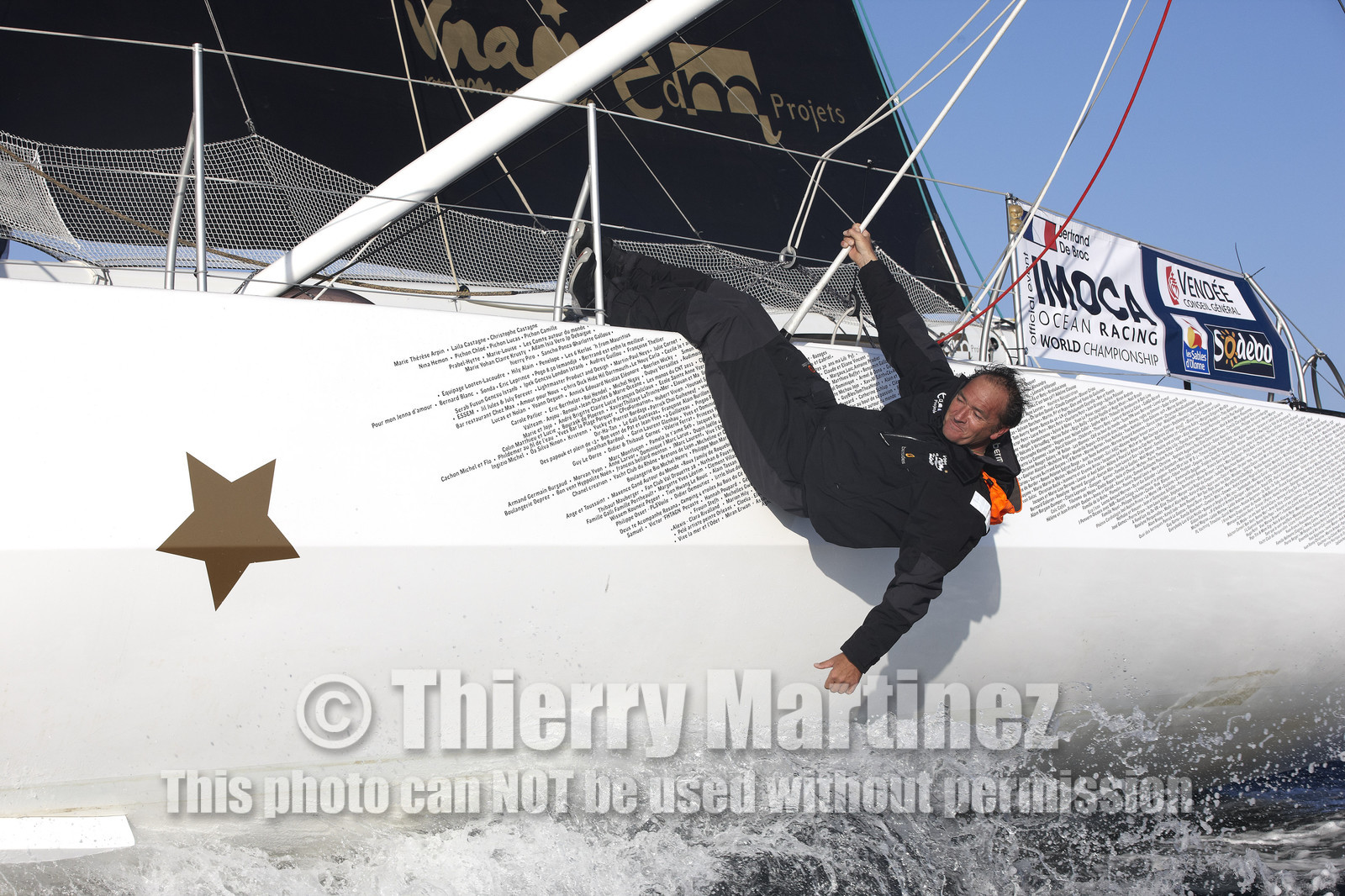 VOTRE NOM AUTOUR DU MONDE , skipper Bertrand de Broc (FRA)