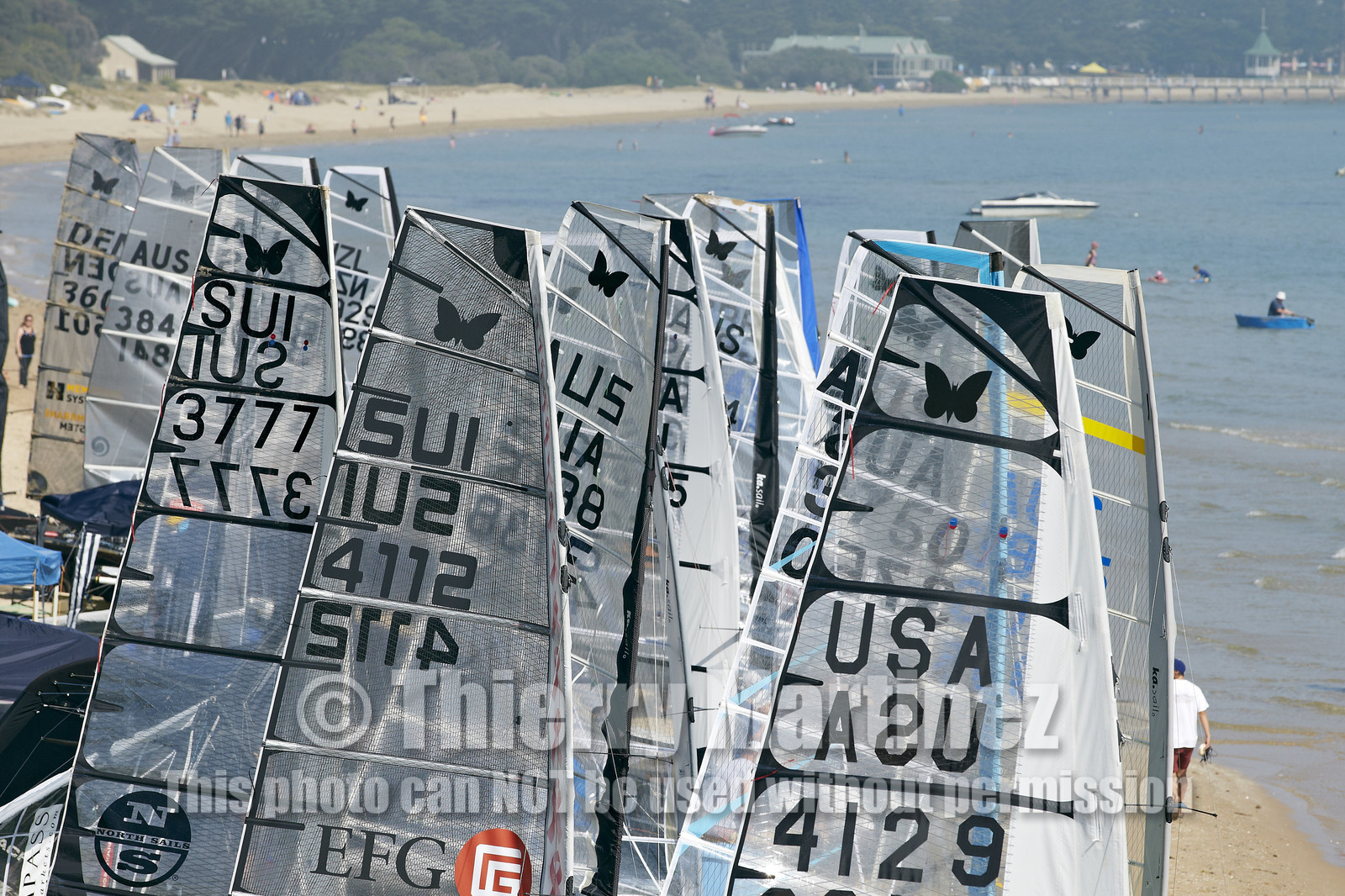 2015 McDougall + McConaghy Moth Worlds. Sorrento - VIC AUSTRALIA  . 6 16 January 2015. Organize by Sorrento Sailing Couta Boat Club.