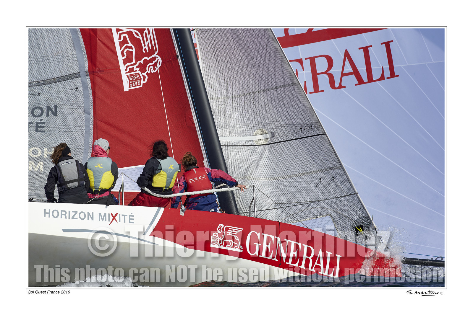 Photo disponible en tirage photo Fine Art,tirage original limités à 30 exemplaires.Chaque tirage est numéroté avec certificat d’authenticité signé.Pour choisir le format et support merci d'utiliser le caddie à coté de la photo.Formats disponibles : Tirage sur papier ( tirage seul) :  30x45 cm   40x60 cm  60x90 cm. Vous pouvez choisir le tirage avec un fond blanc ou noir , à votre convenance. Tirage sur papier contrecollé sur Dibond ( pas de bord blanc ou noir autour de l'image), avec système d'attache au dos:  30x45 cm   40x60 cm  50x75 cm  80x120cm.Tirage sur toile ( Canvas) monté sur chassis bois (pas de bord blanc ou noir autour de l'image), avec système d'attache au dos :  50x75 cm  80x120cm.Expédition ( Dans le monde entier): Colissimo (assurance) avec signature à réception. 48h pour la France métropolitaine.Il est possible de récupérer les tirages à La Galerie du Golfe (sans frais d'expèdition).Conditionnement tirages seuls: tube cylindrique renforcé + boite.