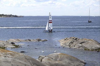 03_3160D   © Th.Martinez,STOCKHOLM ARCHIPELAGO SWEDEN,8 07 03-Archipelago Raid (2003)  Day 2.Team JOBMAN Björn Österberg (SWE) & Björn Hansen (SWE)