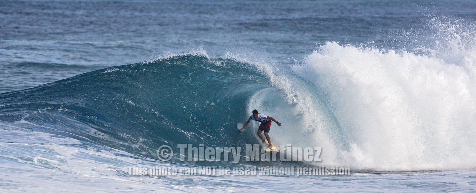 2011 VOLCOM PIPE PRO  ( Surf contest) at Banzai Pipeline Beach, North Shore - Oahu - Hawaii.