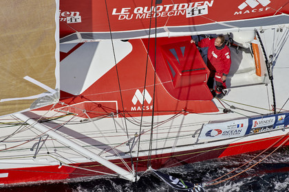 THM-16_81776_VendeeGlobeStart