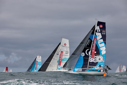 23_21941   © Thierry Martinez. LES SABLES D'OLONNE, 85 - FRANCE 25 septembre 2023.Départ MINI TRANSAT 2023. Départ du Dimanche 24 septembre retardé au Lundi 25 Sept .Les Sables d’Olonne (FRA)    Santa Cruz de la Palma ( Canaries)    St François ( Guadeloupe): 4050 NM.