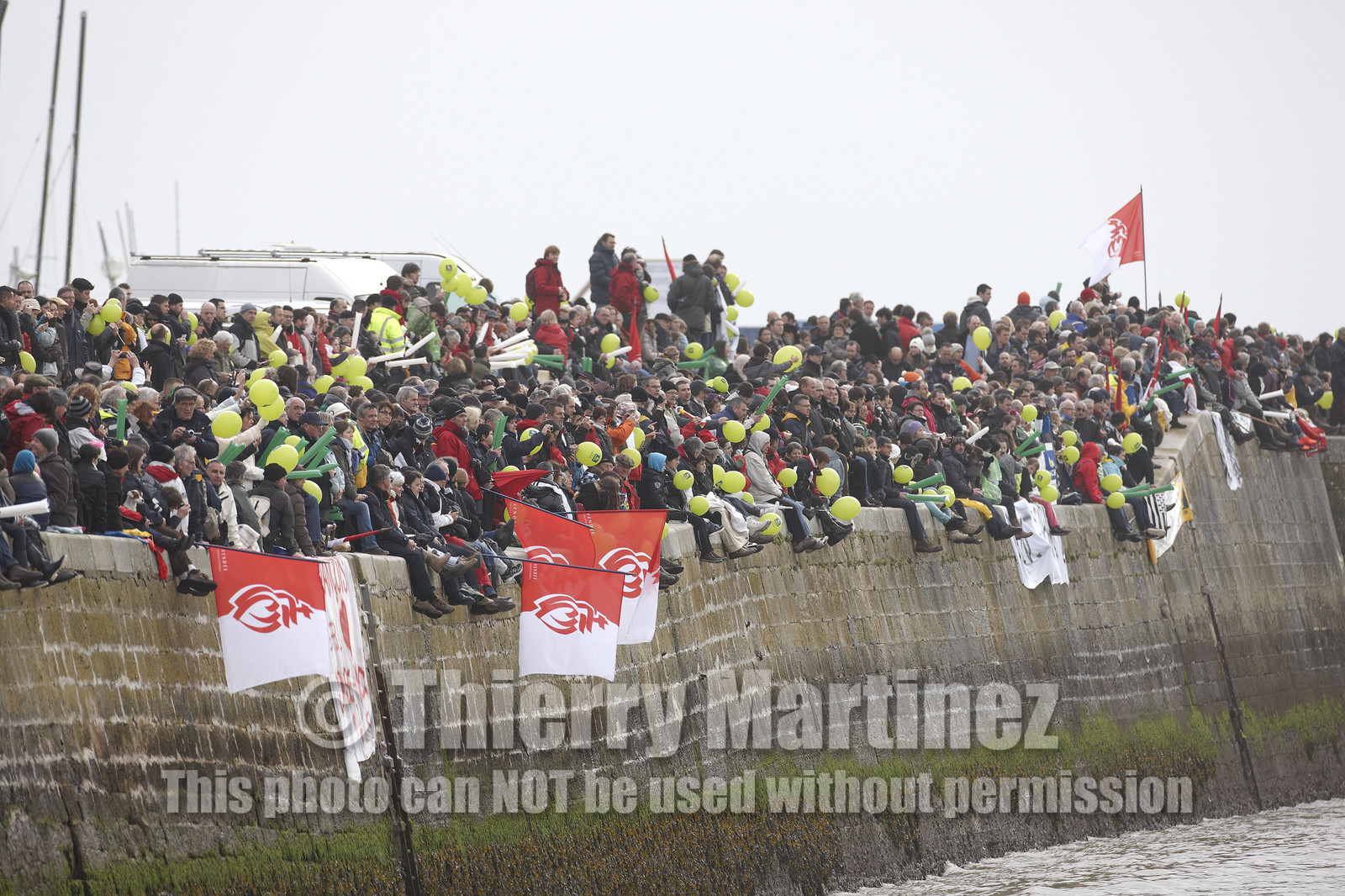 2012 13 VENDEE GLOBE. Winner arrival in Les sables d'Olonne (FRA
