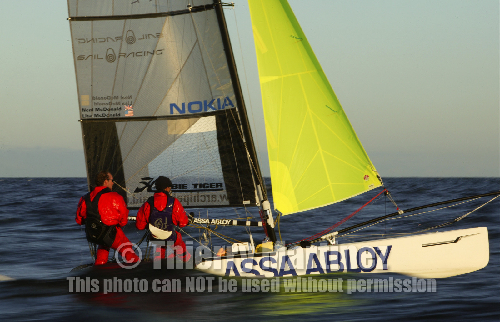 03_3222D © Th.Martinez,STOCKHOLM - SWEDEN10 07 03-Archipelago Raid (2003) Leg4..Way back from Finland to Sweden. Neal & Lisa McDonald ASSA ABLOY full speed.