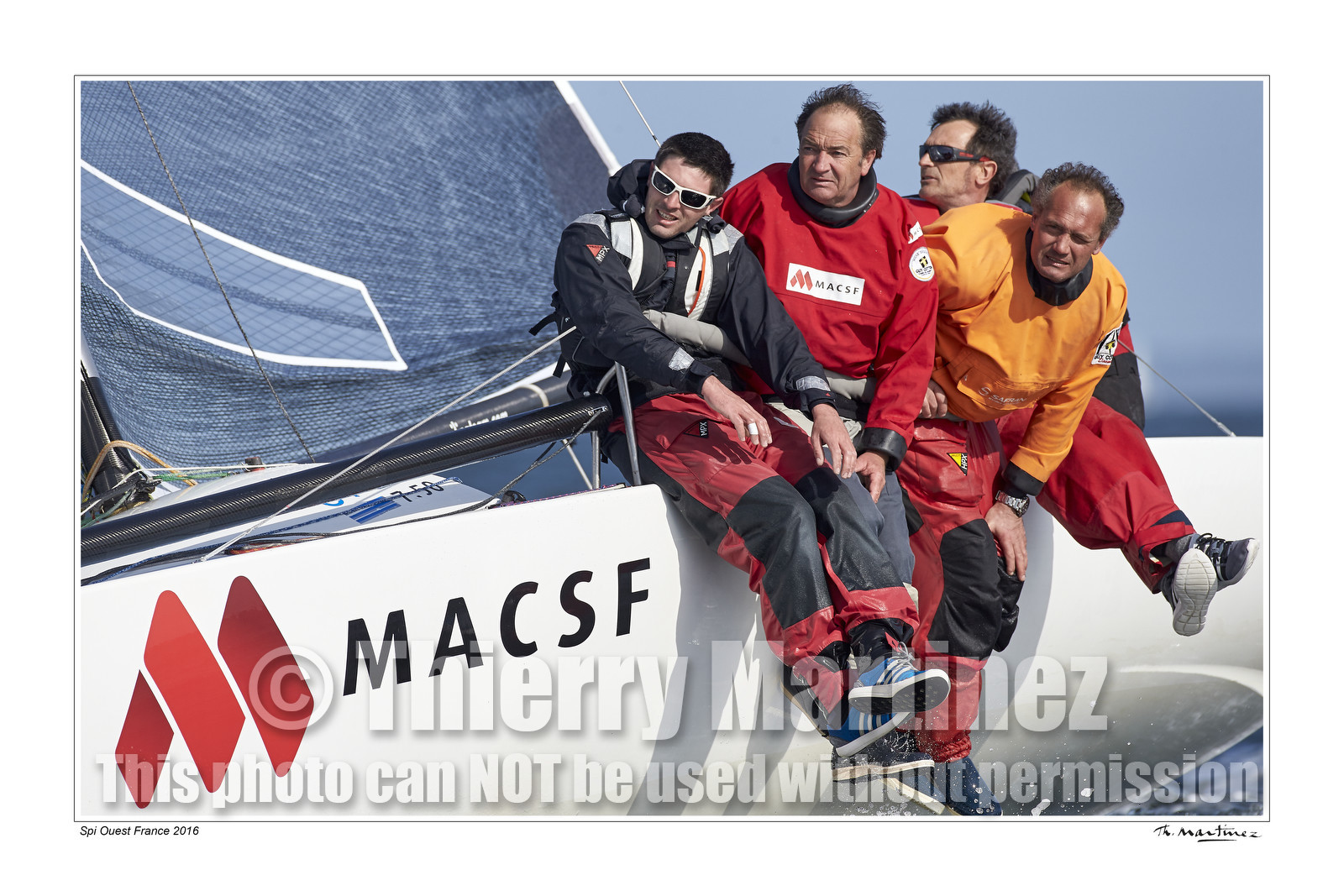 16_03669-- fond blanc -.jpg