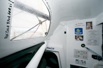 2012 13 VENDEE GLOBE. François Gabart (FRA) MACIF  Winner .