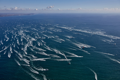 THM-16_80709_VendeeGlobeStart