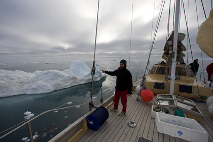 Schooner LA LOUISE sailing on west coast of Greenland.