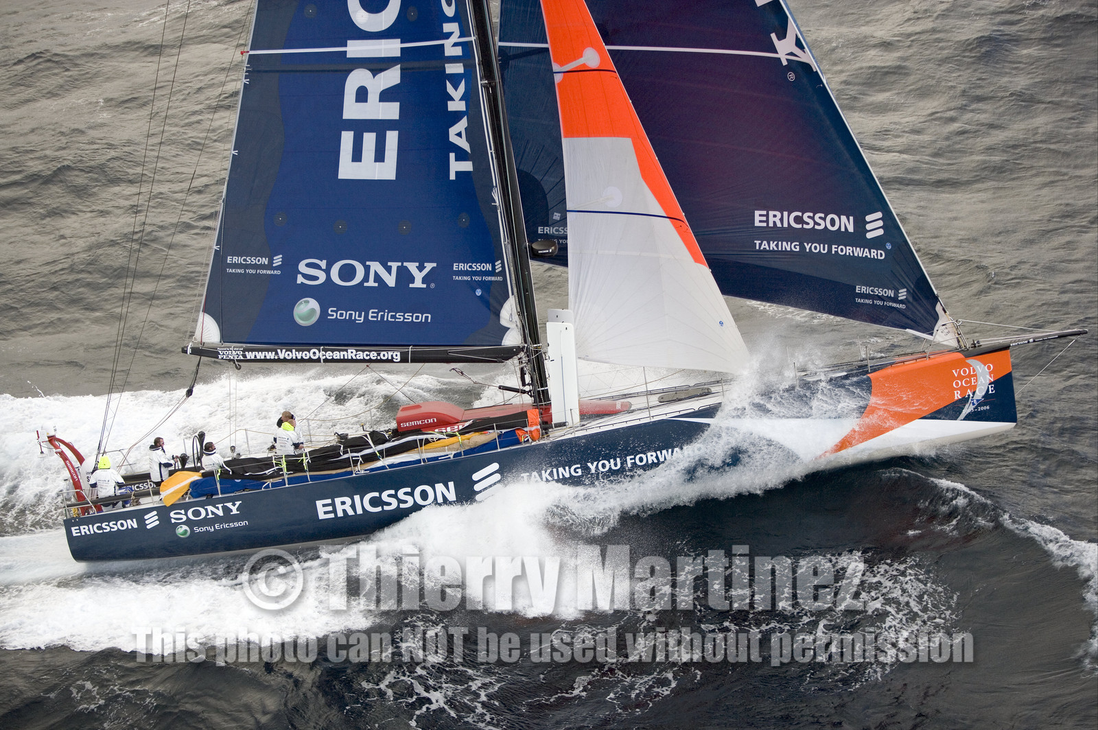 VOLVO OCEAN RACE START - VIGO-SPAIN- 12NOV 2005