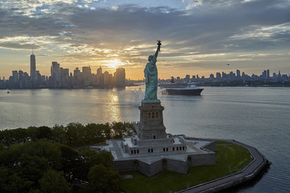 THM_17_048086_THE_BRIDGE-NY