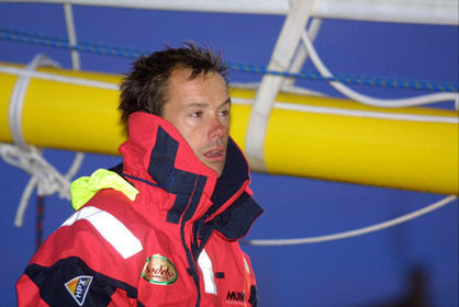 ©Thierry Martinez   Sea&Co.Vendee Globe Finish. les Sables d'Olonne (FRA) 23th february 2001. 07h15 (local time).Thomas Coville (FRA) SODEBO finishing 6th in single handed round the world race, in 105days 7h 24mn..Thomas had crossed the finish line at 23h35mn the day before.