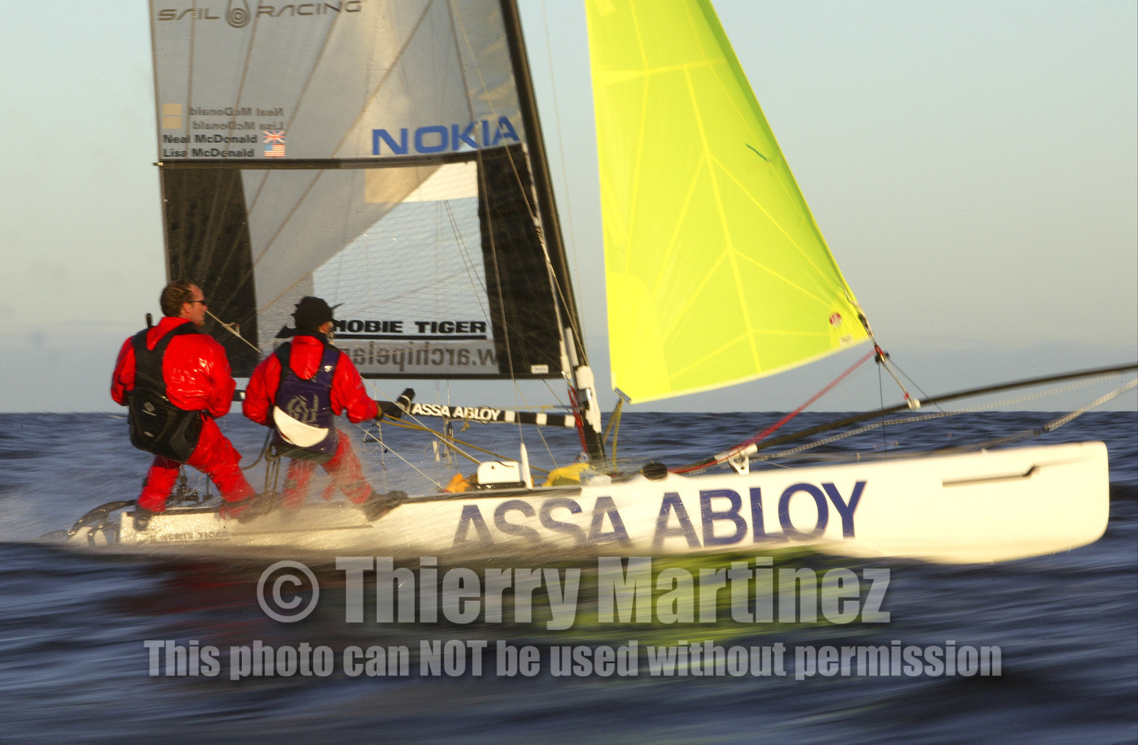 03_3221D  © Th.Martinez,STOCKHOLM ARCHIPELAGO SWEDEN, 9 07 03-Archipelago Raid (2003)  Day 3..Neal & Lisa  McDonald (UK) ASSA ABLOY