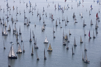 2014 JP Morgan Asset Management Round the Island Race .