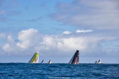 23_22172   © Thierry Martinez. LES SABLES D'OLONNE, 85 - FRANCE 25 septembre 2023.Départ MINI TRANSAT 2023. Départ du Dimanche 24 septembre retardé au Lundi 25 Sept .Les Sables d’Olonne (FRA)    Santa Cruz de la Palma ( Canaries)    St François ( Guadeloupe): 4050 NM.