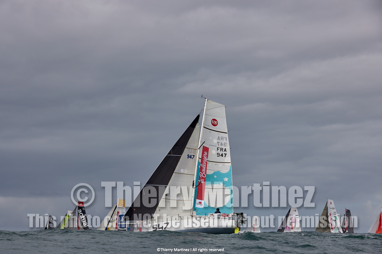 23_21909   © Thierry Martinez. LES SABLES D'OLONNE, 85 - FRANCE 25 septembre 2023.Départ MINI TRANSAT 2023. Départ du Dimanche 24 septembre retardé au Lundi 25 Sept .Les Sables d’Olonne (FRA)    Santa Cruz de la Palma ( Canaries)    St François ( Guadeloupe): 4050 NM.