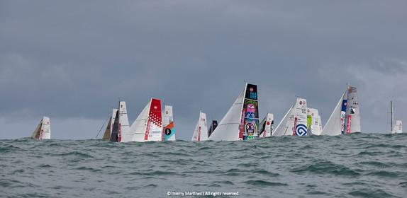23_21837   © Thierry Martinez. LES SABLES D'OLONNE, 85 - FRANCE 25 septembre 2023.Départ MINI TRANSAT 2023. Départ du Dimanche 24 septembre retardé au Lundi 25 Sept .Les Sables d’Olonne (FRA)    Santa Cruz de la Palma ( Canaries)    St François ( Guadeloupe): 4050 NM.