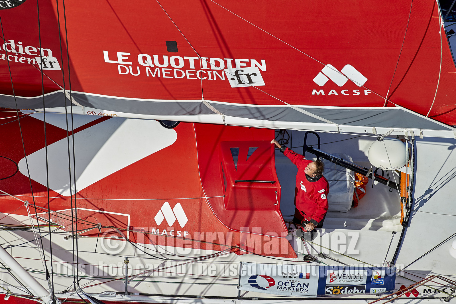 THM-16_81746_VendeeGlobeStart