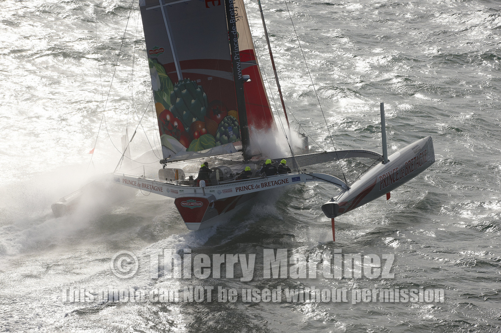 JP Morgan Asset Management Round The Island Race.