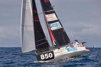 23_22319   © Thierry Martinez. LES SABLES D'OLONNE, 85 - FRANCE 25 septembre 2023.Départ MINI TRANSAT 2023. Départ du Dimanche 24 septembre retardé au Lundi 25 Sept .Les Sables d’Olonne (FRA)    Santa Cruz de la Palma ( Canaries)    St François ( Guadeloupe): 4050 NM.