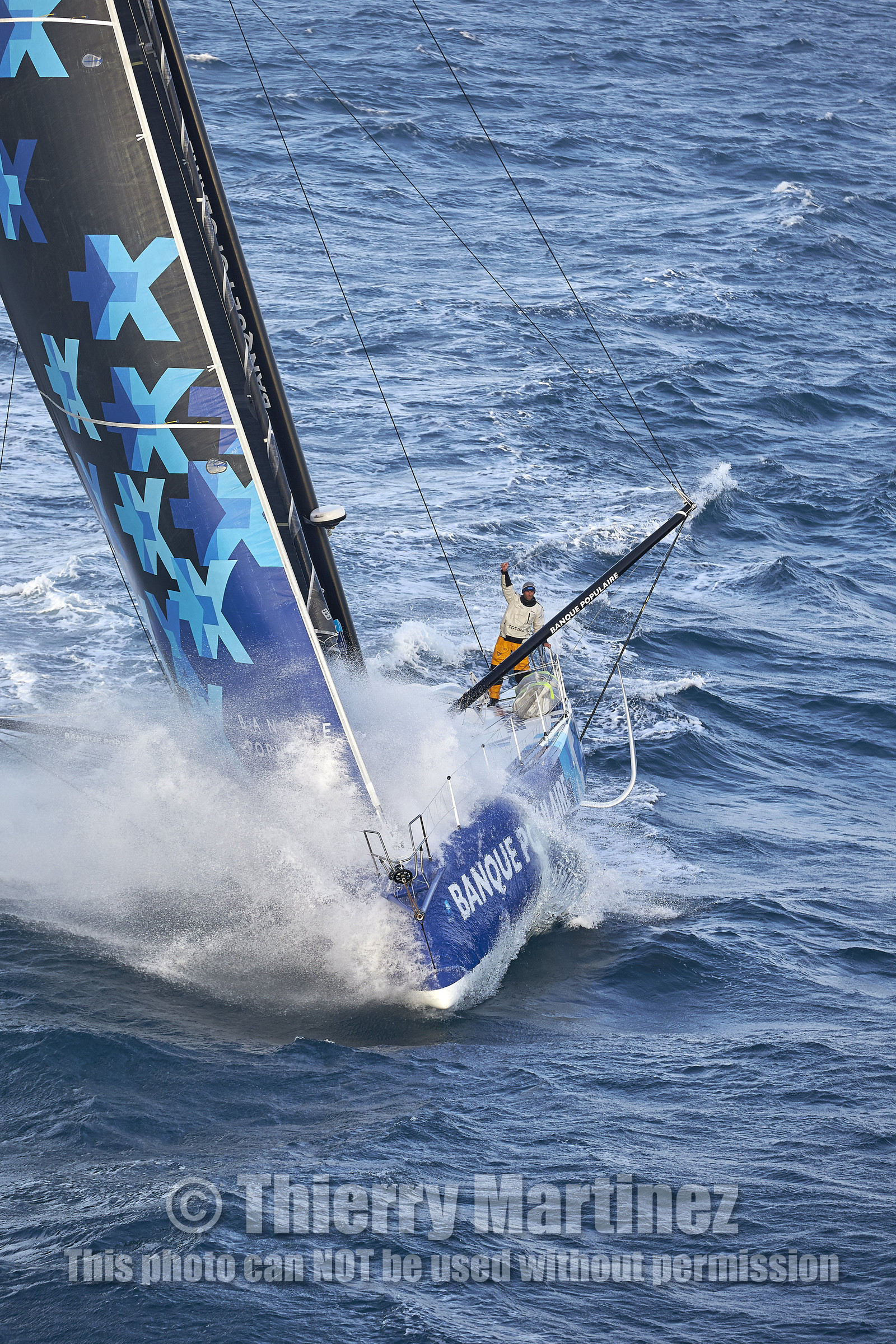 THM-17_000890_VendeeGlobeFinish