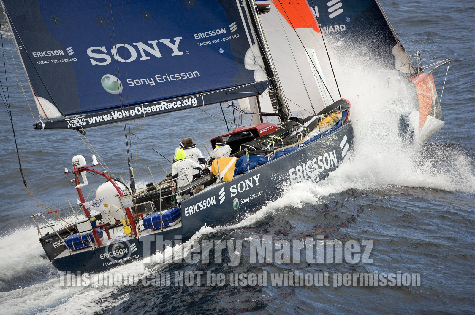 VOLVO OCEAN RACE START - VIGO-SPAIN- 12NOV 2005