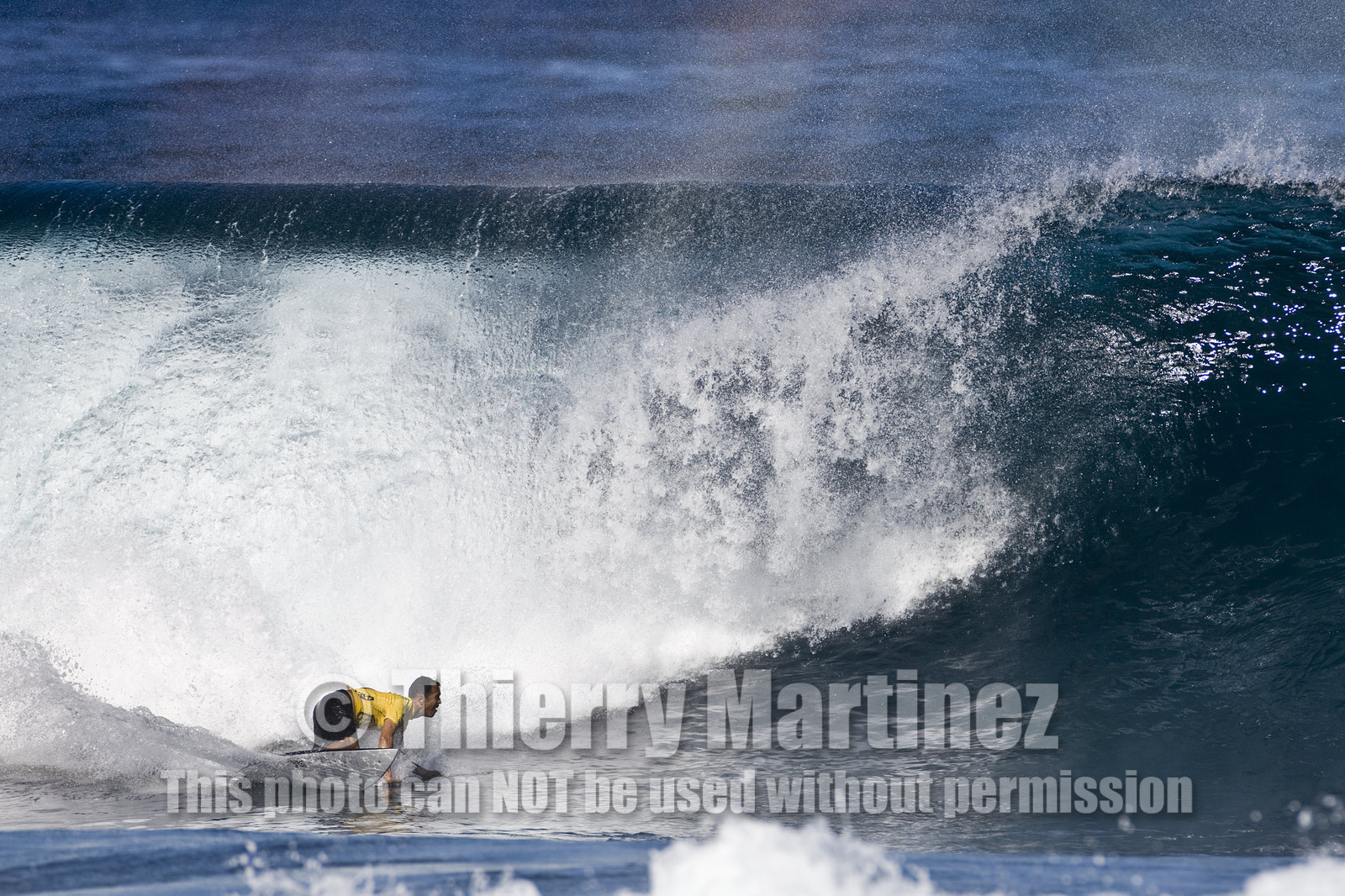 2011 VOLCOM PIPE PRO  ( Surf contest) at Banzai Pipeline Beach, North Shore - Oahu - Hawaii.