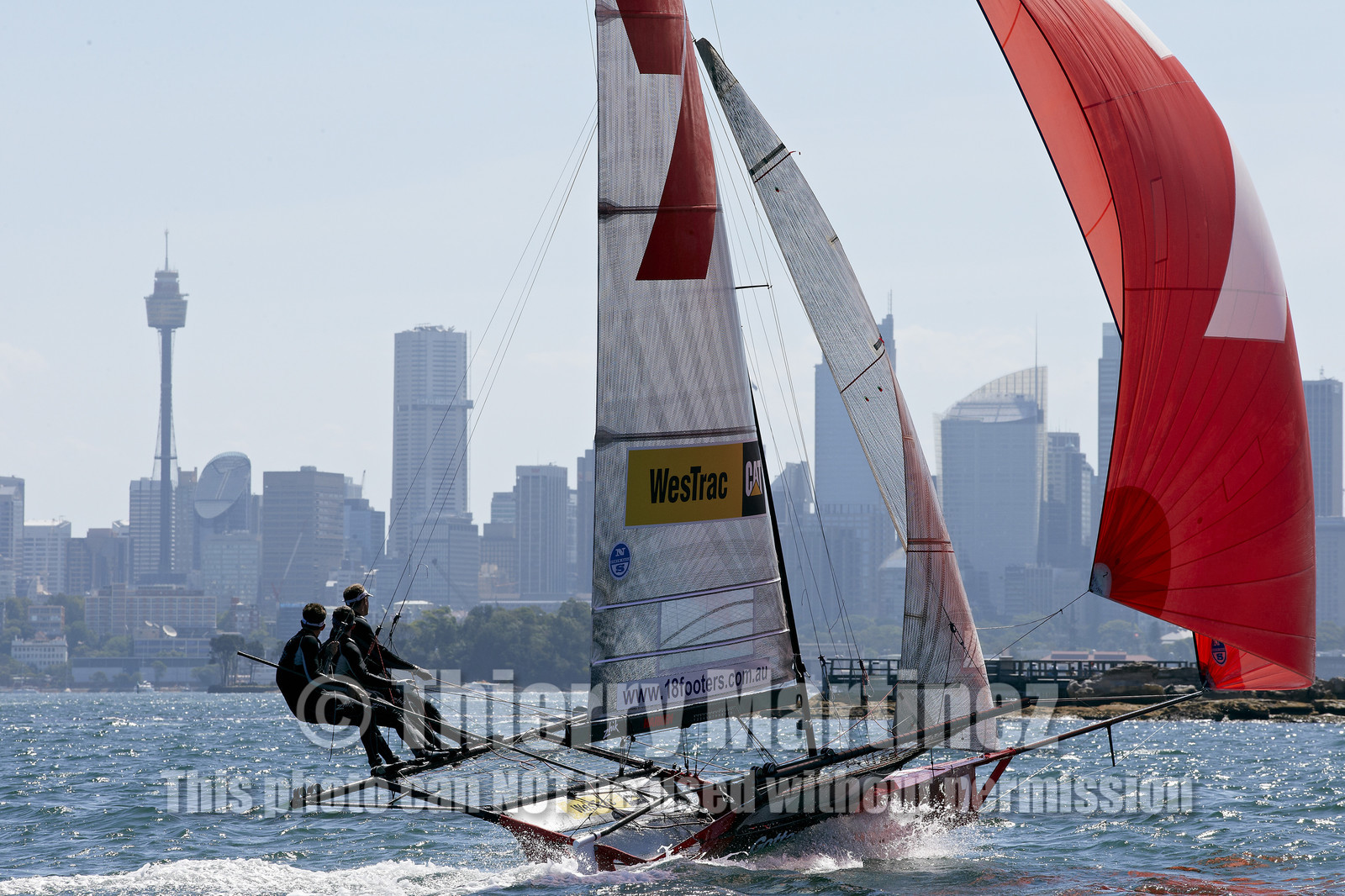 15_019327-Skiff-Sydney