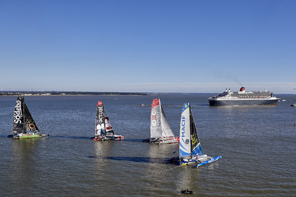 THM_17_046101_THE_BRIDGE-Start