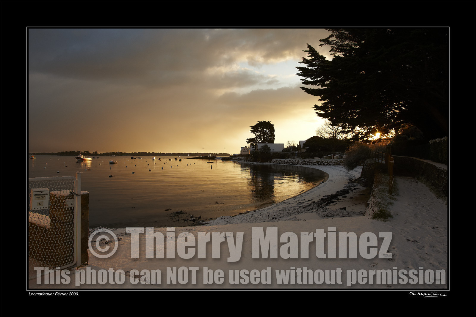 09_01025-loc neige_fond noir-.jpg