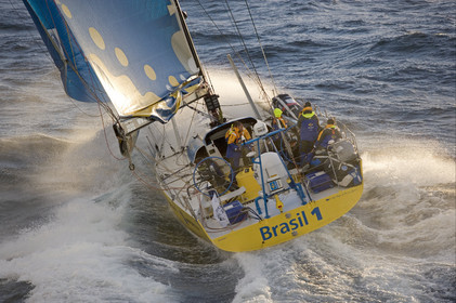 VOLVO OCEAN RACE START - VIGO-SPAIN- 12NOV 2005