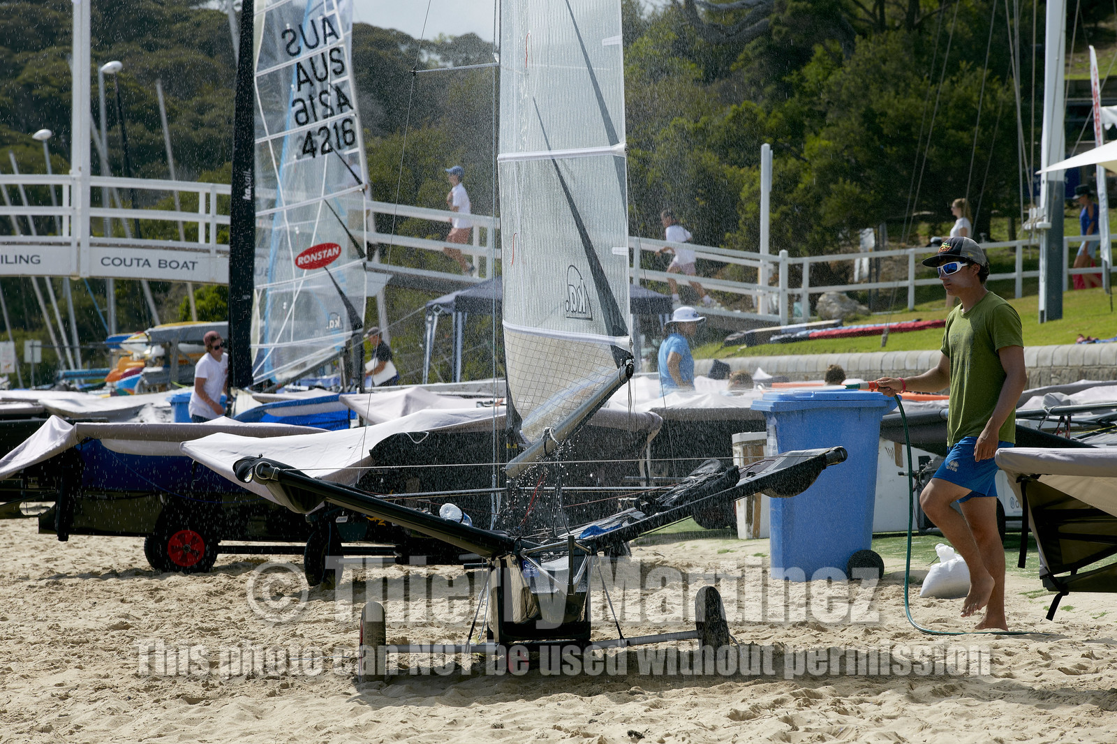 2015 McDougall + McConaghy Moth Worlds. Sorrento - VIC AUSTRALIA  . 6 16 January 2015. Organize by Sorrento Sailing Couta Boat Club.