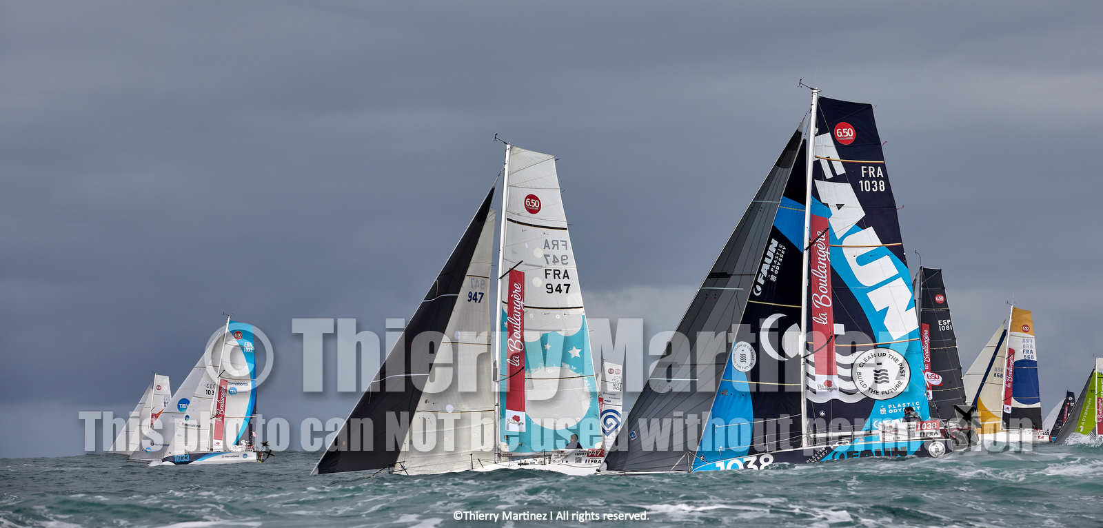 23_21963   © Thierry Martinez. LES SABLES D'OLONNE, 85 - FRANCE 25 septembre 2023.Départ MINI TRANSAT 2023. Départ du Dimanche 24 septembre retardé au Lundi 25 Sept .Les Sables d’Olonne (FRA)    Santa Cruz de la Palma ( Canaries)    St François ( Guadeloupe): 4050 NM.