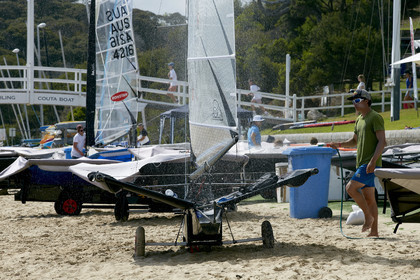 2015 McDougall + McConaghy Moth Worlds. Sorrento - VIC AUSTRALIA  . 6 16 January 2015. Organize by Sorrento Sailing Couta Boat Club.