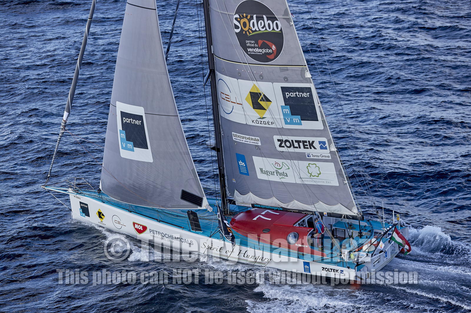 THM-16_82380_VendeeGlobeStart