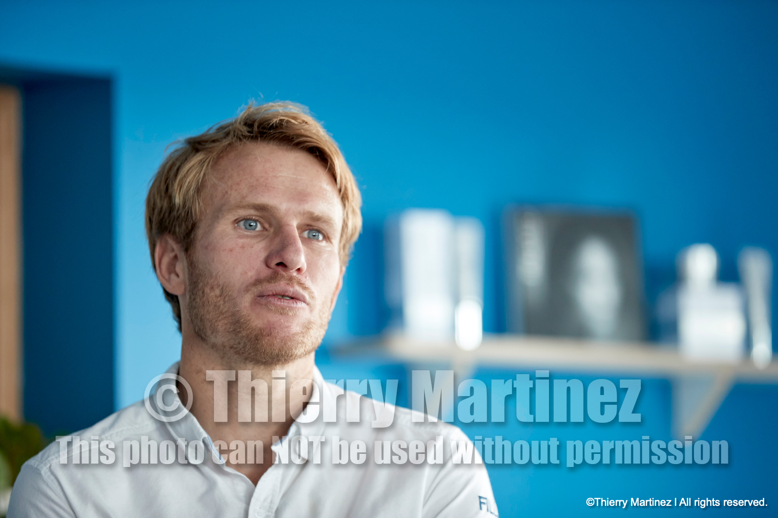 Baptême du trimaran ULTIM de François Gabart « SVR-LAZARIGUE » par Mélanie Laurent à Concarneau.