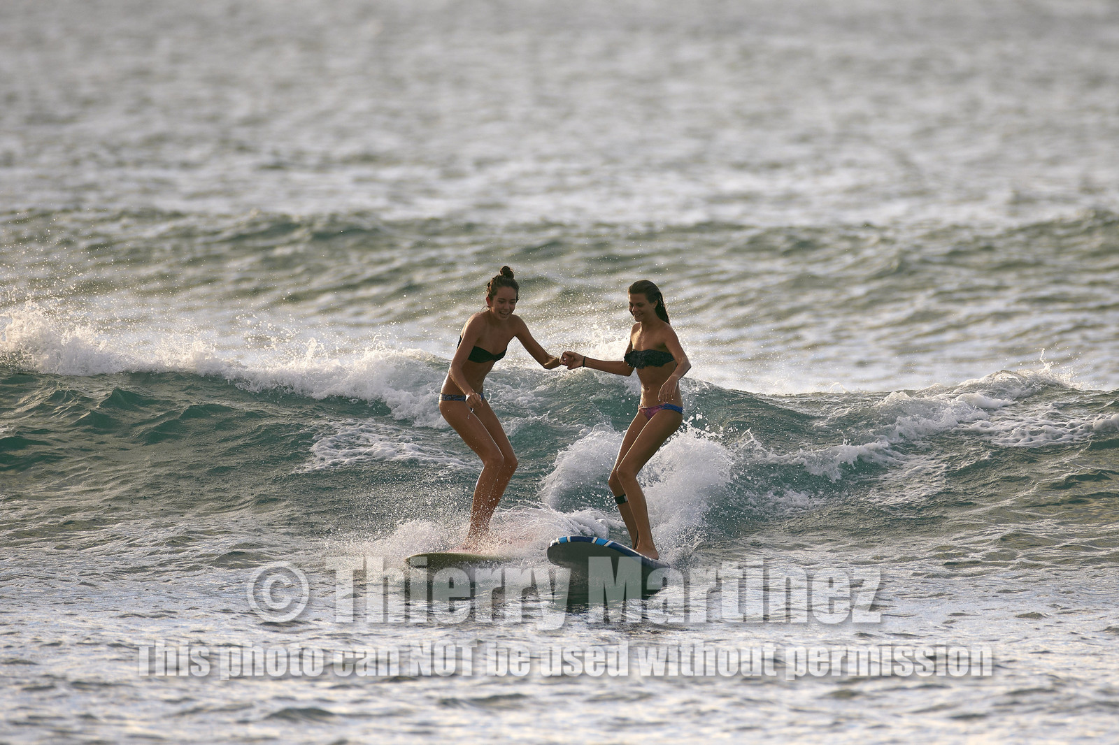 SURF AT SUNSET BEACH (North Shore - Oahu Island - Hawaii-USA)