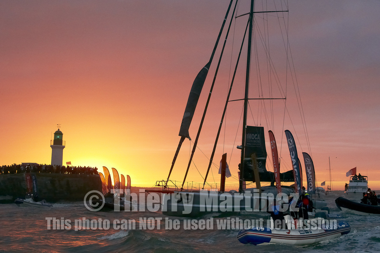 13_01554  2012 13 VENDEE GLOBE. Arrival in Les sables d'Olonne (