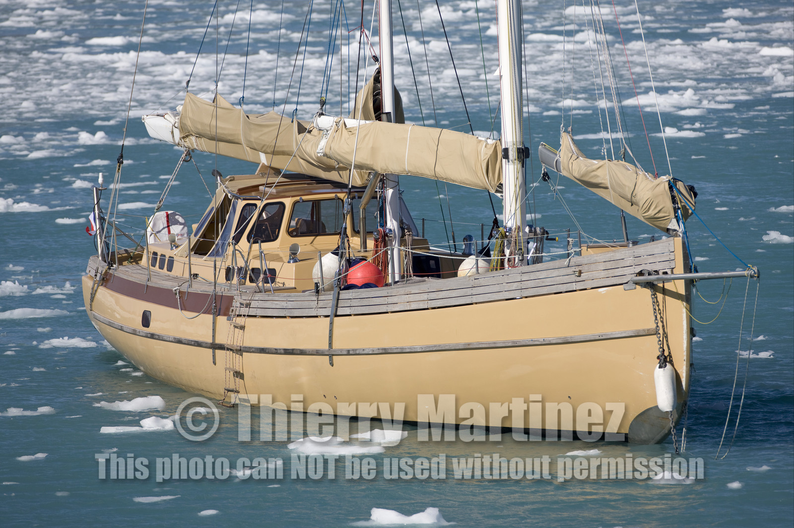 Schooner LA LOUISE sailing on west coast of Greenland.