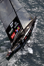 03_0190D ©Th.Martinez - Auckland (NZ) . America's Cup 2003. 18th February 2003. Day 3..Alinghi (SUI 64) vs Team NZ (NZL 82) NZL 82 upwind...