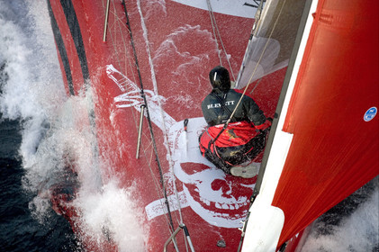 VOLVO OCEAN RACE START - VIGO-SPAIN- 12NOV 2005