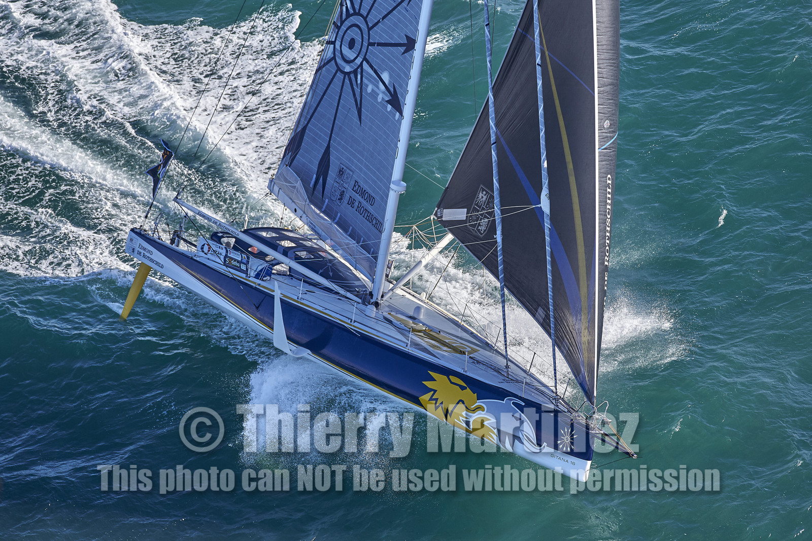 THM-16_81020_VendeeGlobeStart