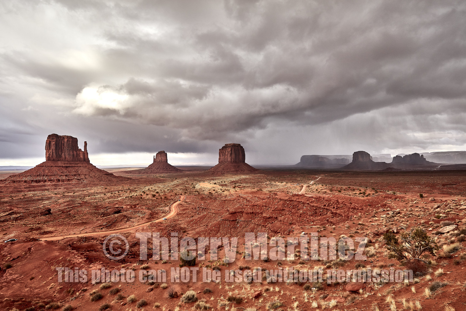THM-18_055412-MONUMENT VALLEY