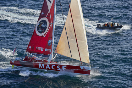 THM-16_82336_VendeeGlobeStart