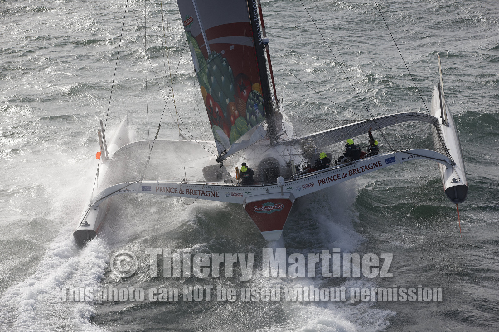 JP Morgan Asset Management Round The Island Race.