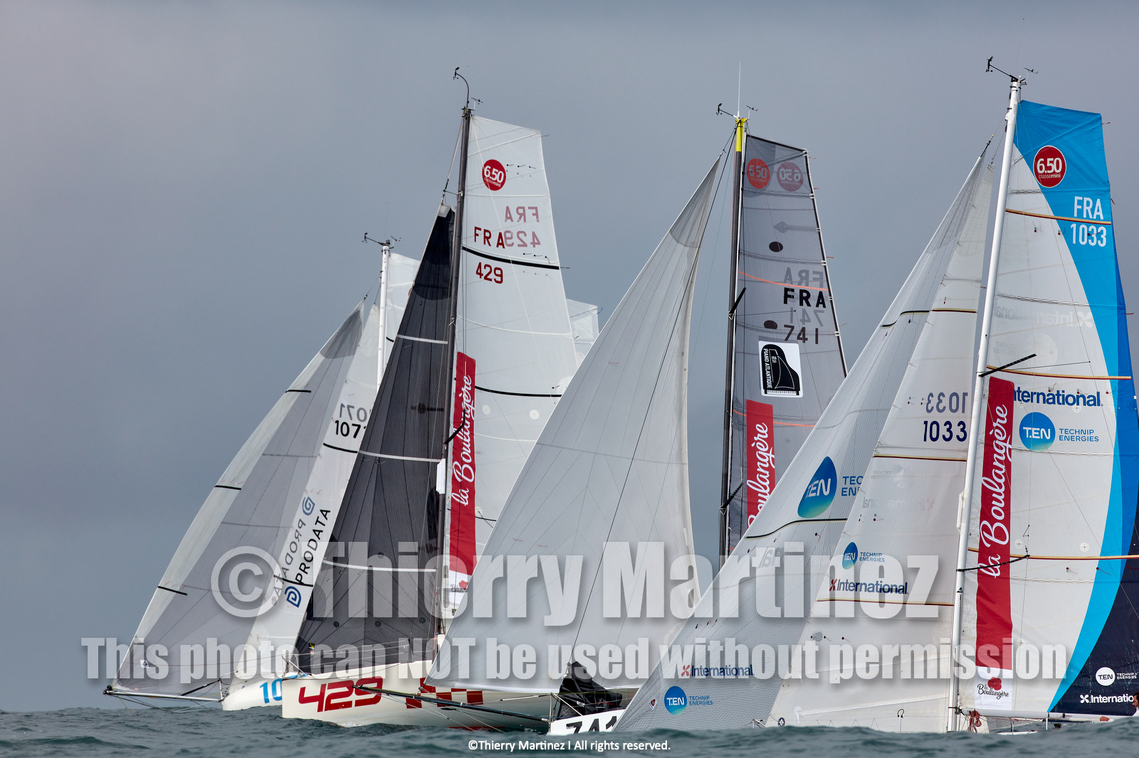 23_22418   © Thierry Martinez. LES SABLES D'OLONNE, 85 - FRANCE 25 septembre 2023.Départ MINI TRANSAT 2023. Départ du Dimanche 24 septembre retardé au Lundi 25 Sept .Les Sables d’Olonne (FRA)    Santa Cruz de la Palma ( Canaries)    St François ( Guadeloupe): 4050 NM.