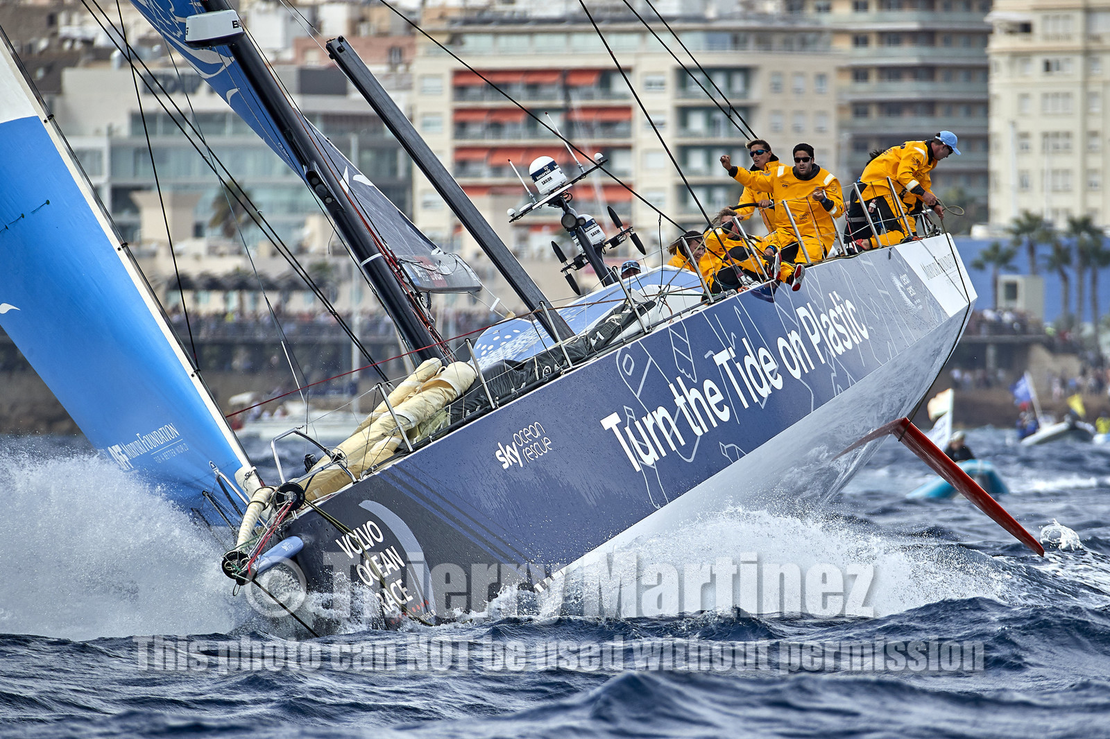 THM-17_097302-VOR ALICANTE-LEG1 START